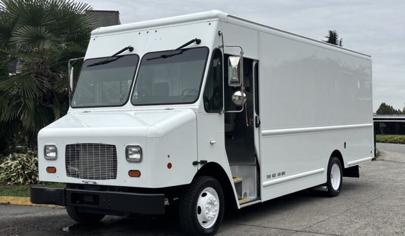 
								2021 Ford Econoline Commercial Chassis full									