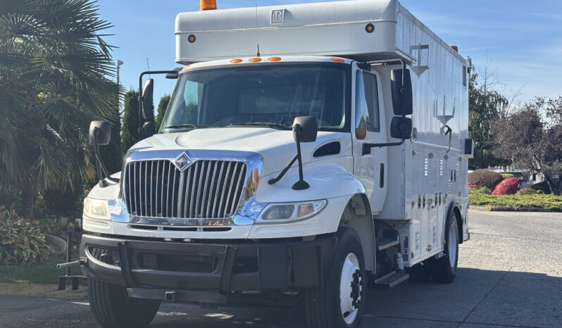 
								2008 International DuraStar full									