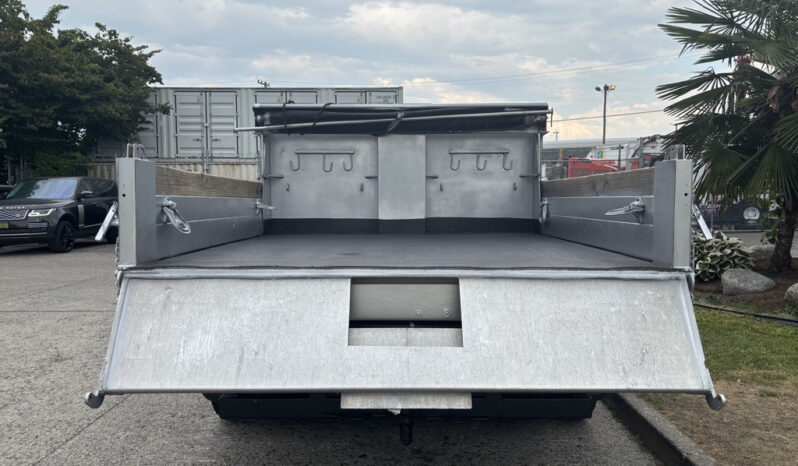 
								2014 Ford F-550 Super Duty full									