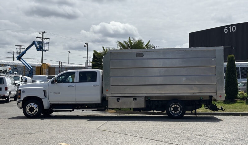 
								2020 Chevrolet Silverado 5500HD full									