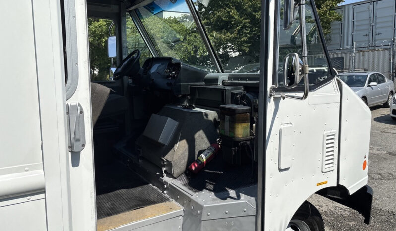 
								2012 Ford E-450 Super Duty full									