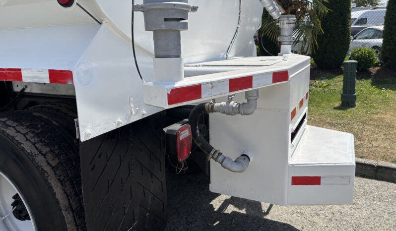 
								2015 Ford F750 full									