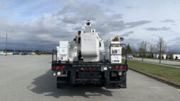 
										2010 Freightliner M2 106 full									