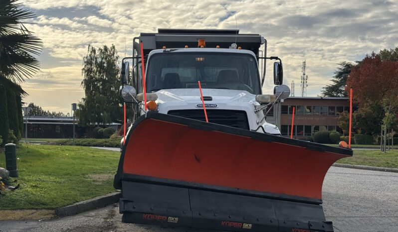 
								2013 Freightliner 114SD full									