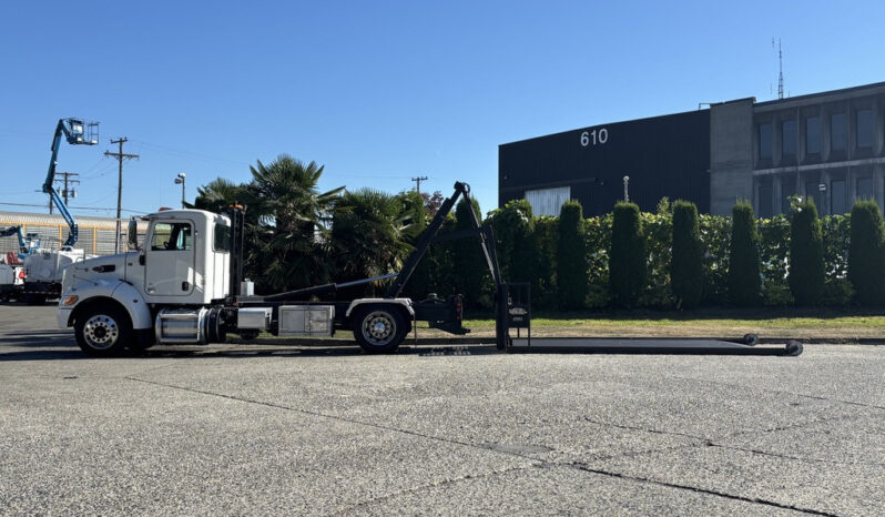 
								2020 Peterbilt 330 full									