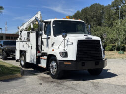 
										2022 Freightliner 108SD full									