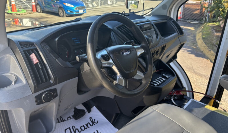 
								2017 Ford Transit-350 full									