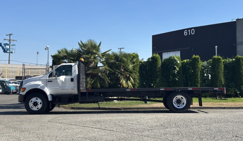 
								2004 Ford F750 full									