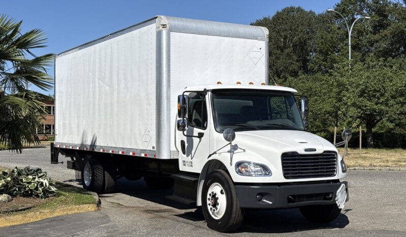 
								2015 Freightliner M2 106 full									