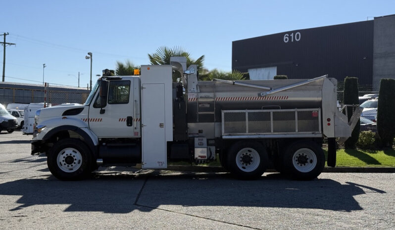 
								2011 International WorkStar full									
