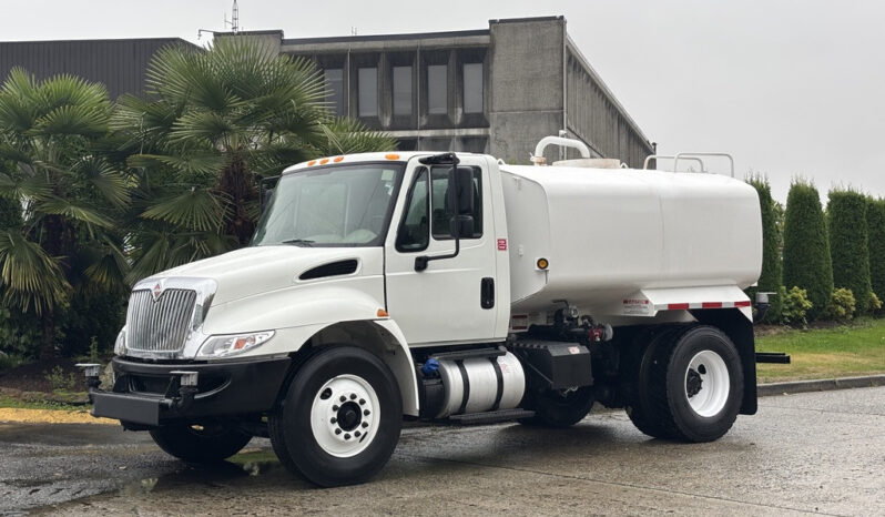 
								2019 International DuraStar full									