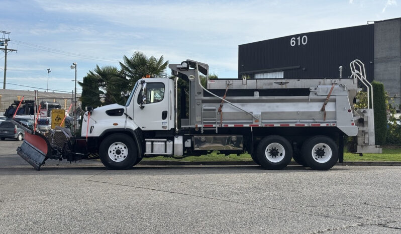 
								2013 Freightliner 114SD full									