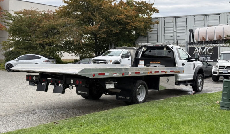 
								2022 Ford F600 full									