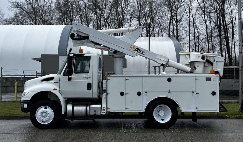 
								2013 International DuraStar full									