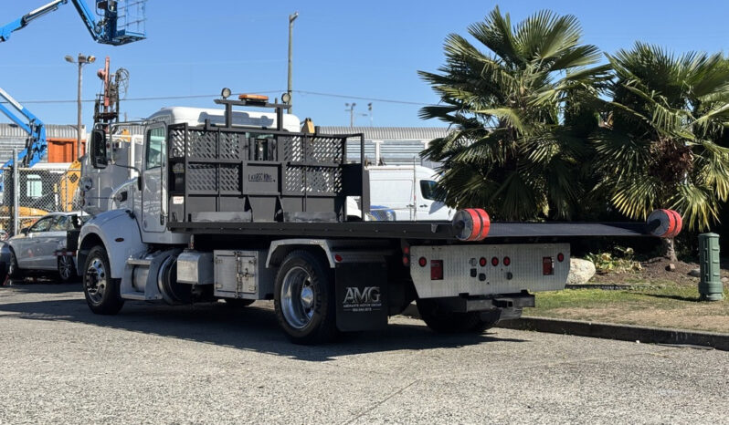 
								2020 Peterbilt 330 full									