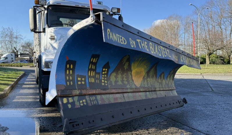 
								2005 Volvo VHD full									