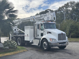 2008 Kenworth T300