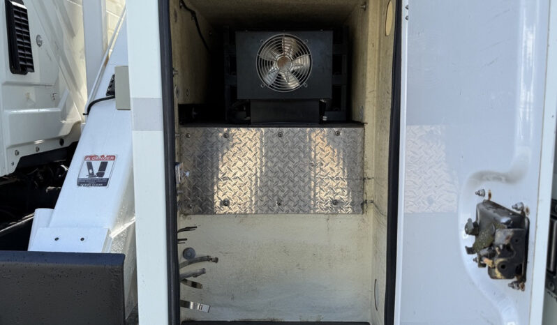 
								2006 International WorkStar full									