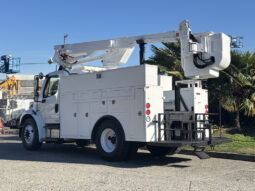 
										2005 Freightliner M2 106 full									