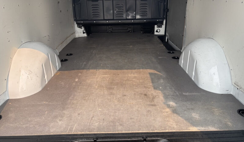 
								2022 Mercedes-Benz Metris full									