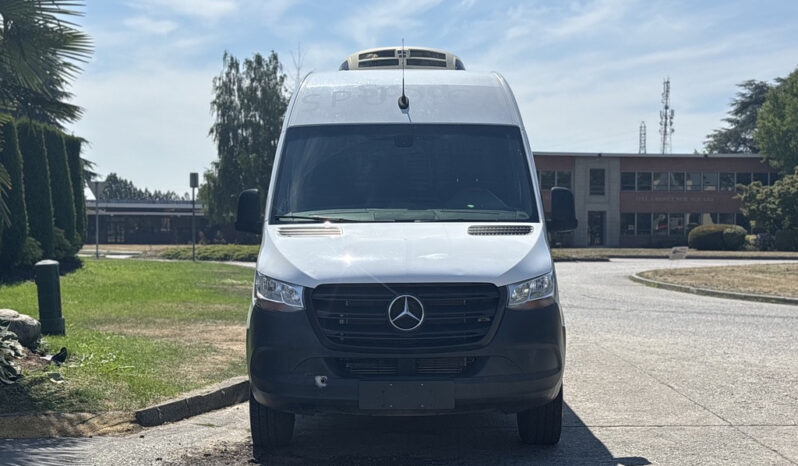 
								2019 Mercedes-Benz Sprinter full									