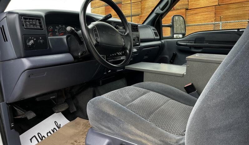 
								2001 Ford F-450 Super Duty full									