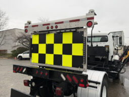 
										2016 Freightliner 108SD full									