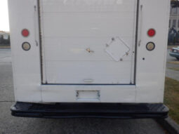 
										2006 Ford E-450 Econoline Super Duty full									
