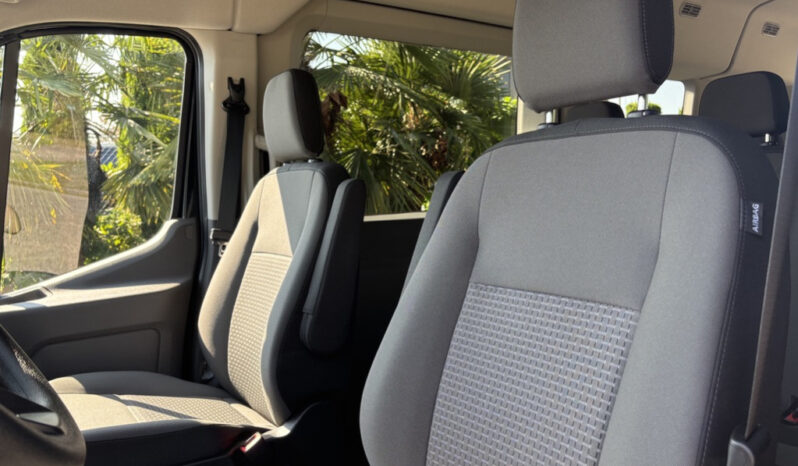 
								2025 Ford Transit full									