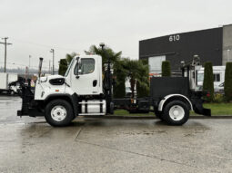 
										2016 Freightliner 108SD full									