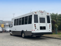 
										2020 Chevrolet Express 4500 full									