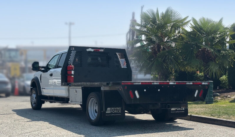 
								2022 Ford F-550 Super Duty full									