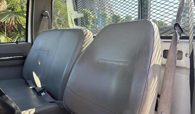 
								2004 Ford F750 full									