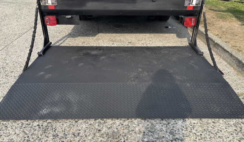 
								2008 Ford E-350 full									