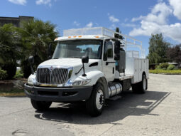 
										2011 International 4300 full									