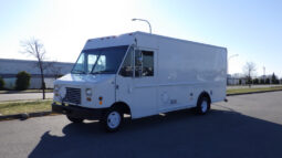 
										2009 Ford E-450 Super Duty full									