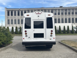 
										2020 Chevrolet Express 4500 full									