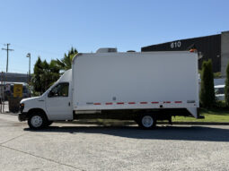 
										2013 Ford Econoline full									