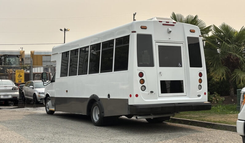 
								2020 Chevrolet Express full									