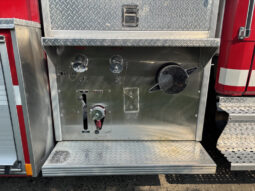 
										1999 Freightliner FL80 full									