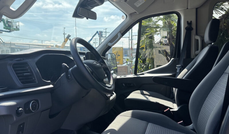 
								2025 Ford Transit full									