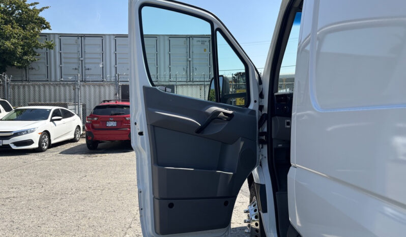 
								2008 Dodge Sprinter 3500 full									