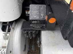 
										2020 Peterbilt 330 full									