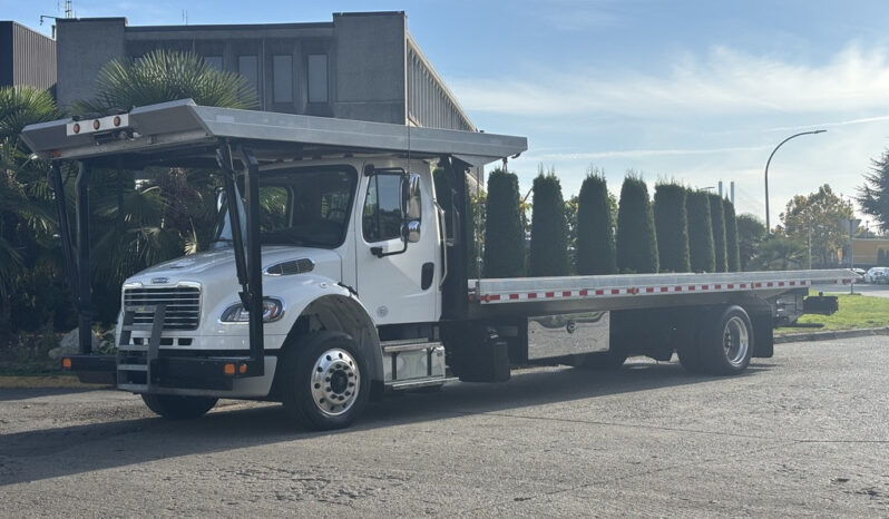 
								2022 Freightliner M2 106 full									