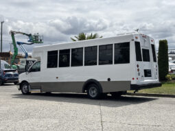 
										2020 Chevrolet Express 4500 full									