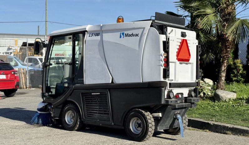 
								2017 Madvac LS100 full									