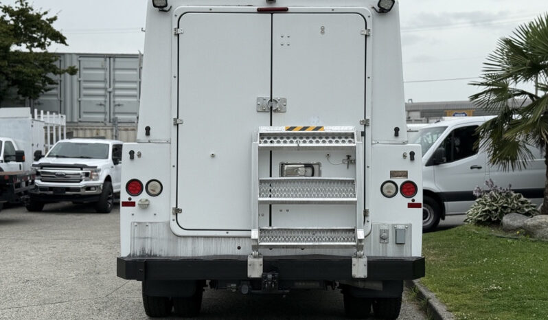 
								2008 Ford F-450 full									