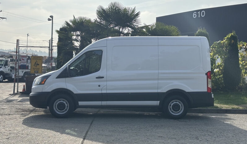 
								2016 Ford Transit-150 full									