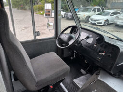 
										2011 Ford E-450 Super Duty full									