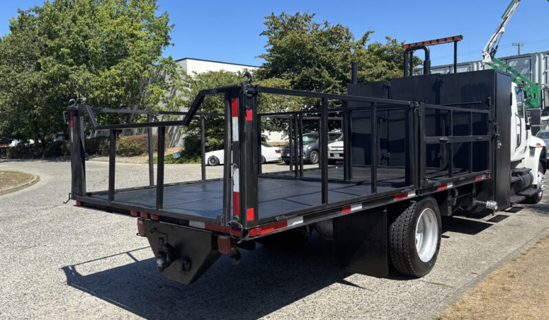 
								2011 International DuraStar full									